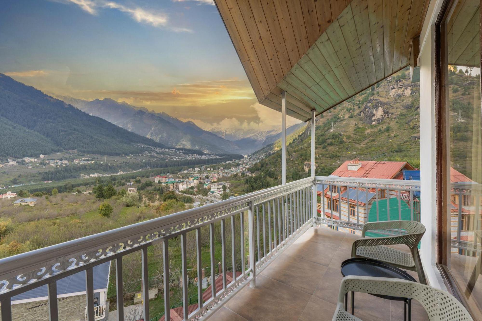Отель Echor Himalayan Heights Manali Экстерьер фото