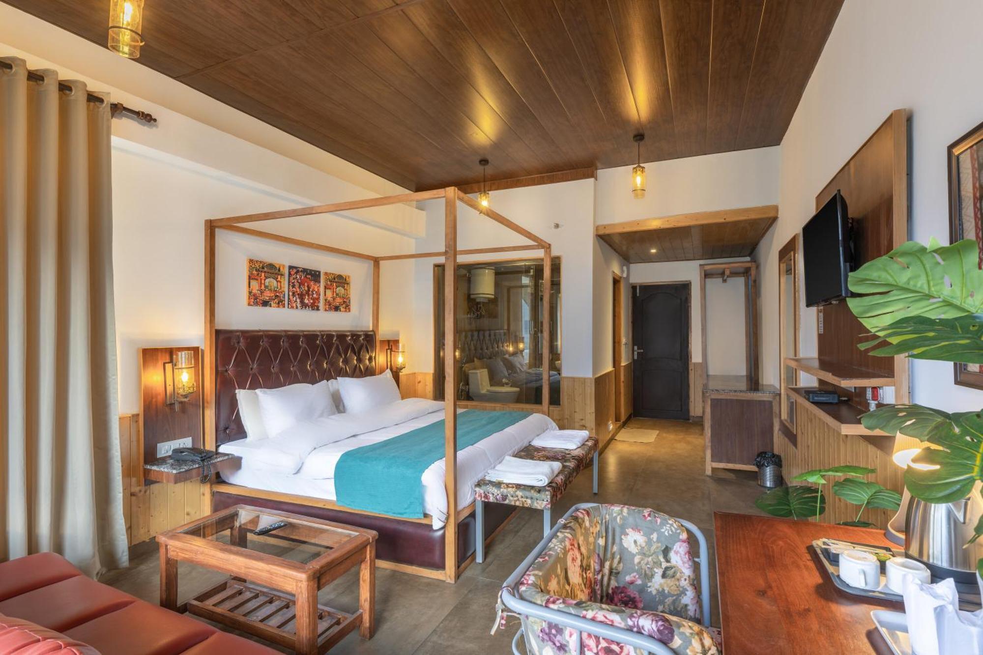 Отель Echor Himalayan Heights Manali Экстерьер фото