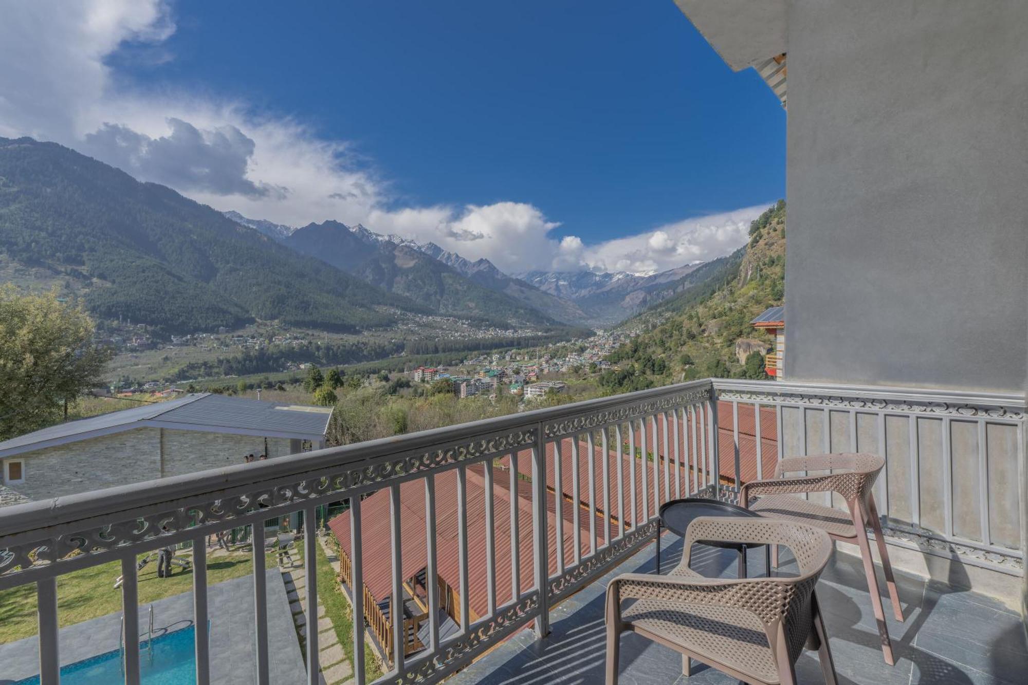 Отель Echor Himalayan Heights Manali Экстерьер фото