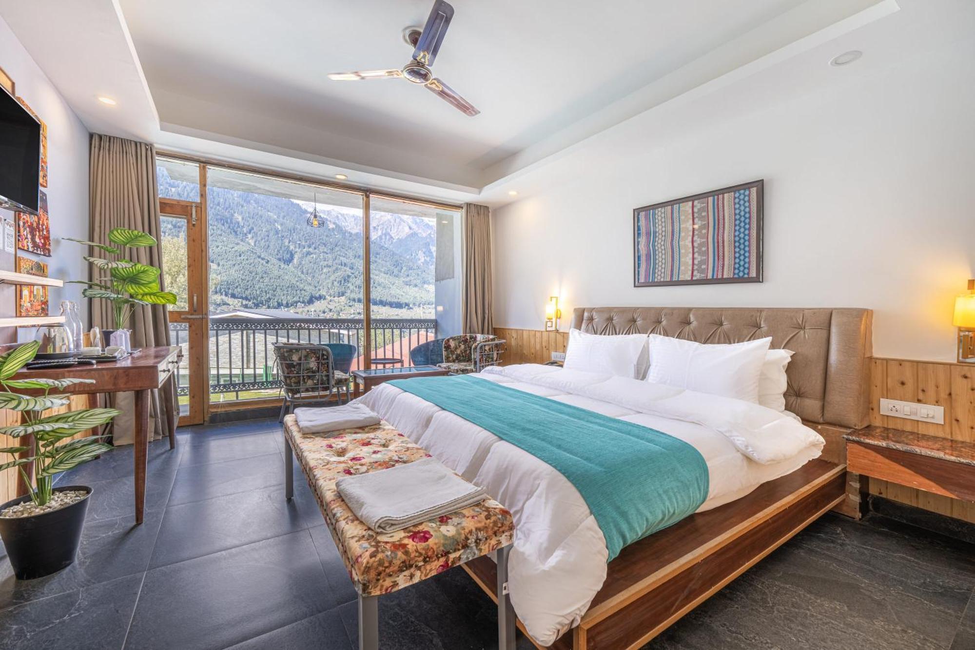 Отель Echor Himalayan Heights Manali Экстерьер фото