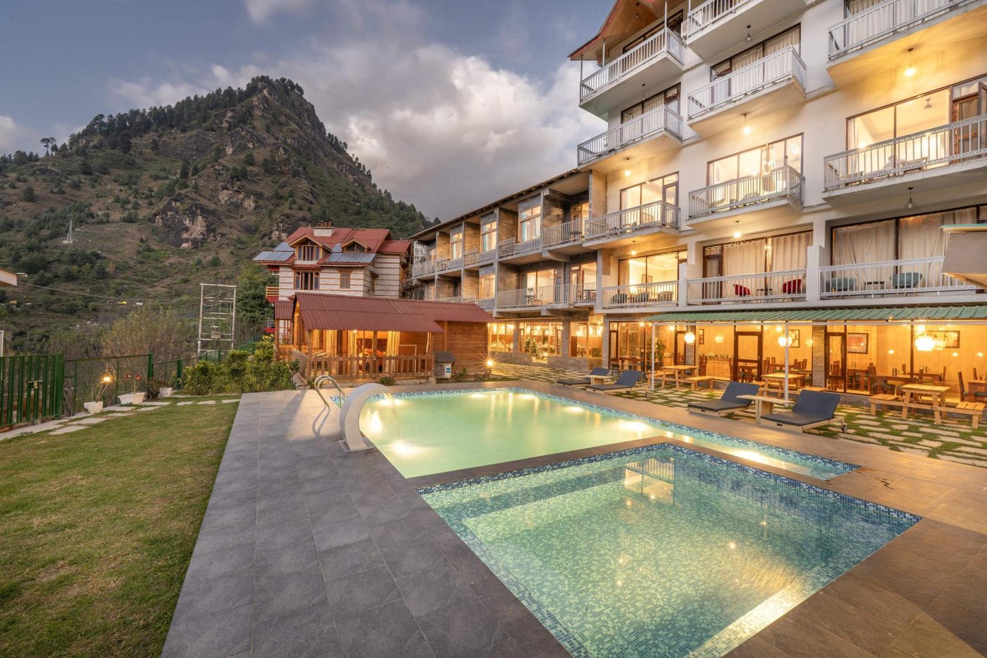 Отель Echor Himalayan Heights Manali Экстерьер фото