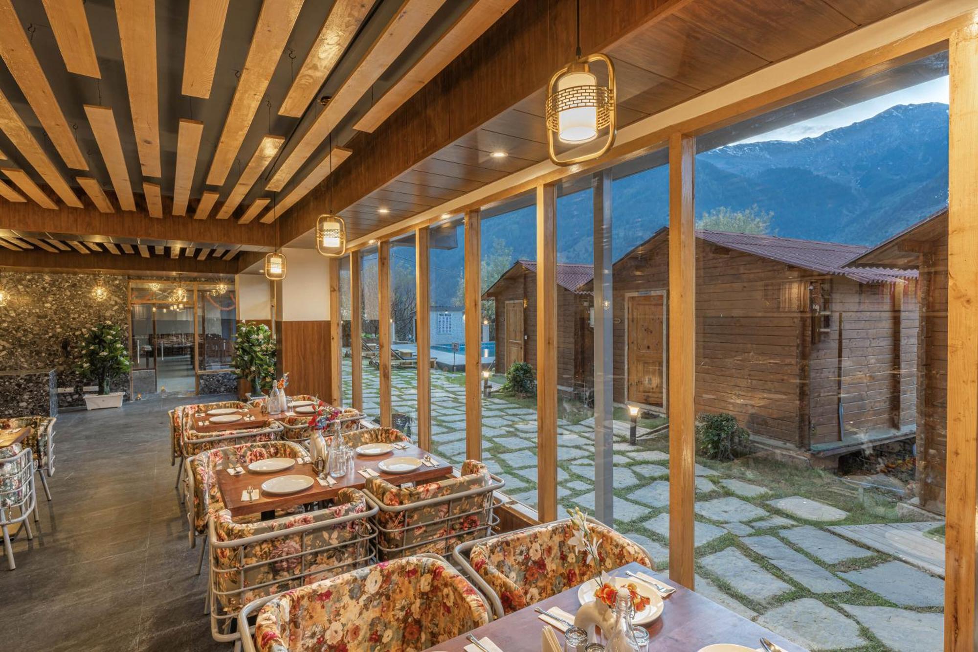 Отель Echor Himalayan Heights Manali Экстерьер фото