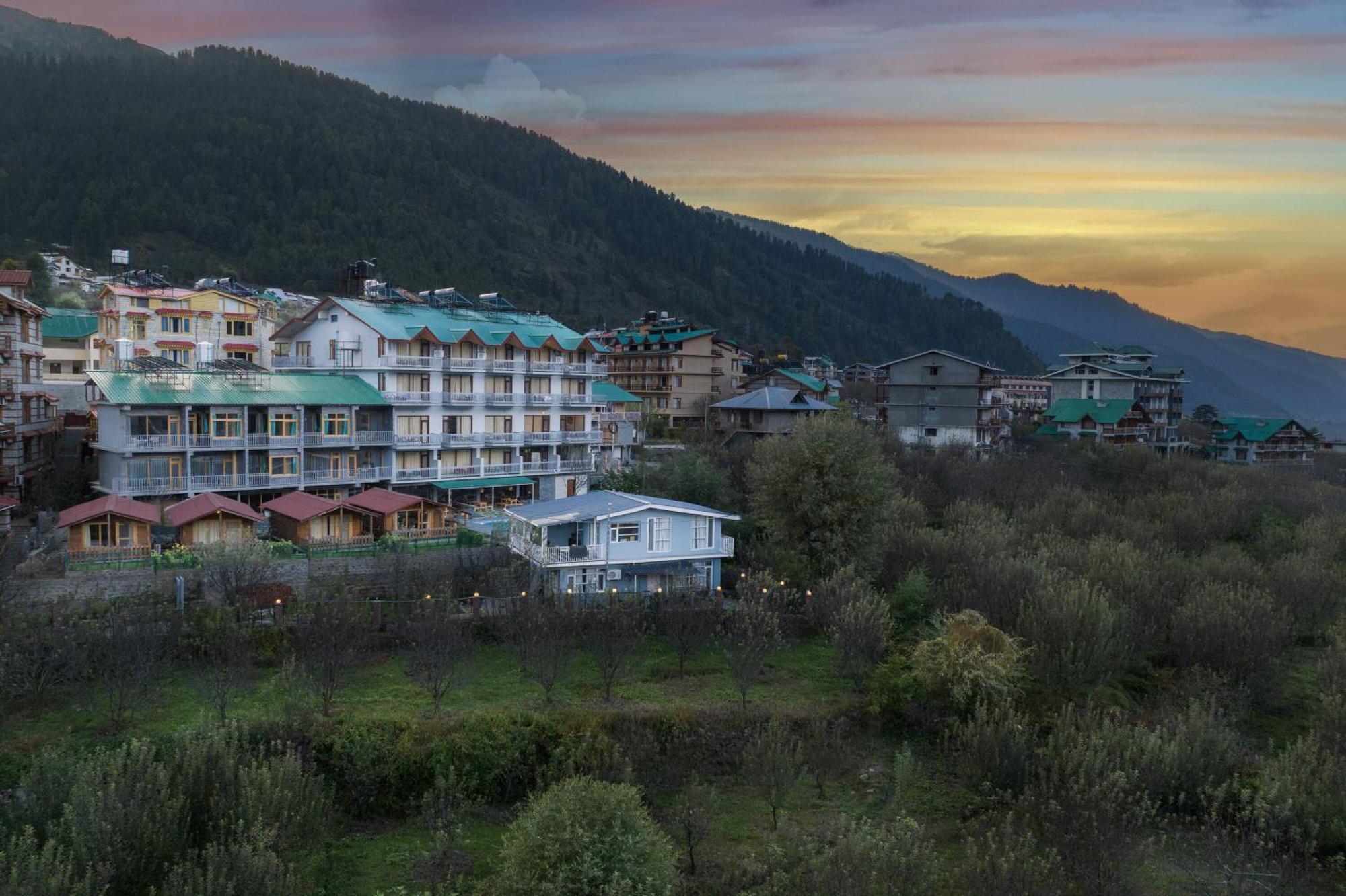 Отель Echor Himalayan Heights Manali Экстерьер фото