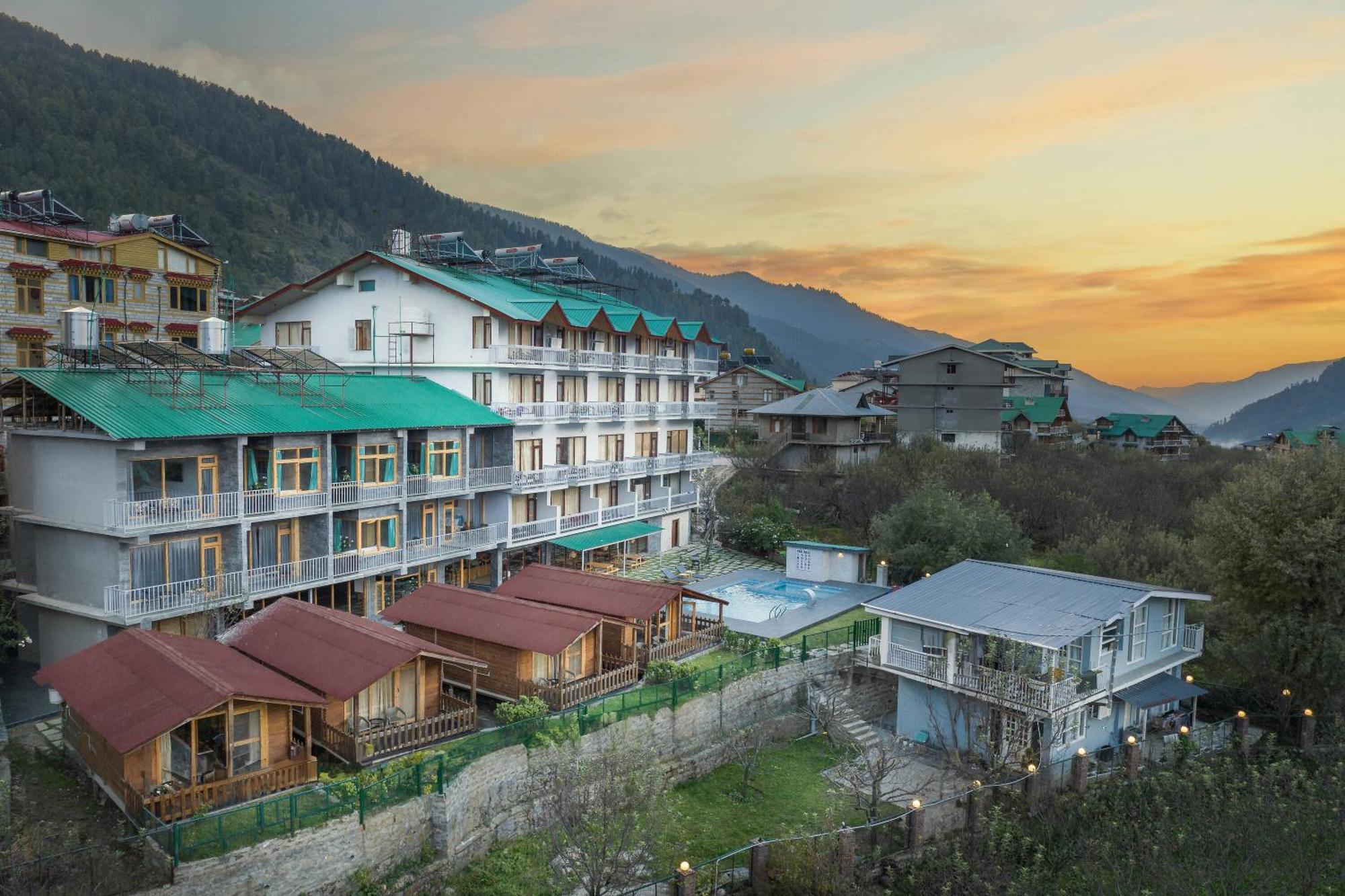 Отель Echor Himalayan Heights Manali Экстерьер фото